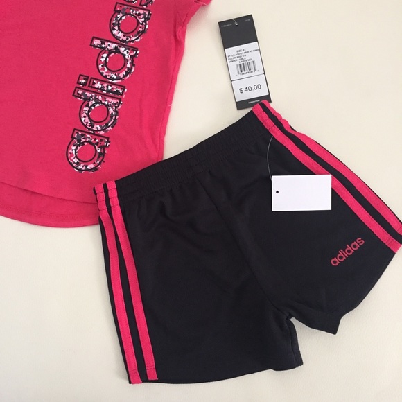 Adidas Cute Girl Shorts Set - Picture 3 of 4